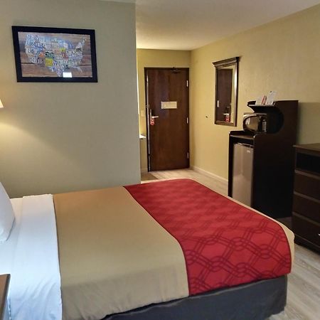Econo Lodge North Sioux Falls Buitenkant foto