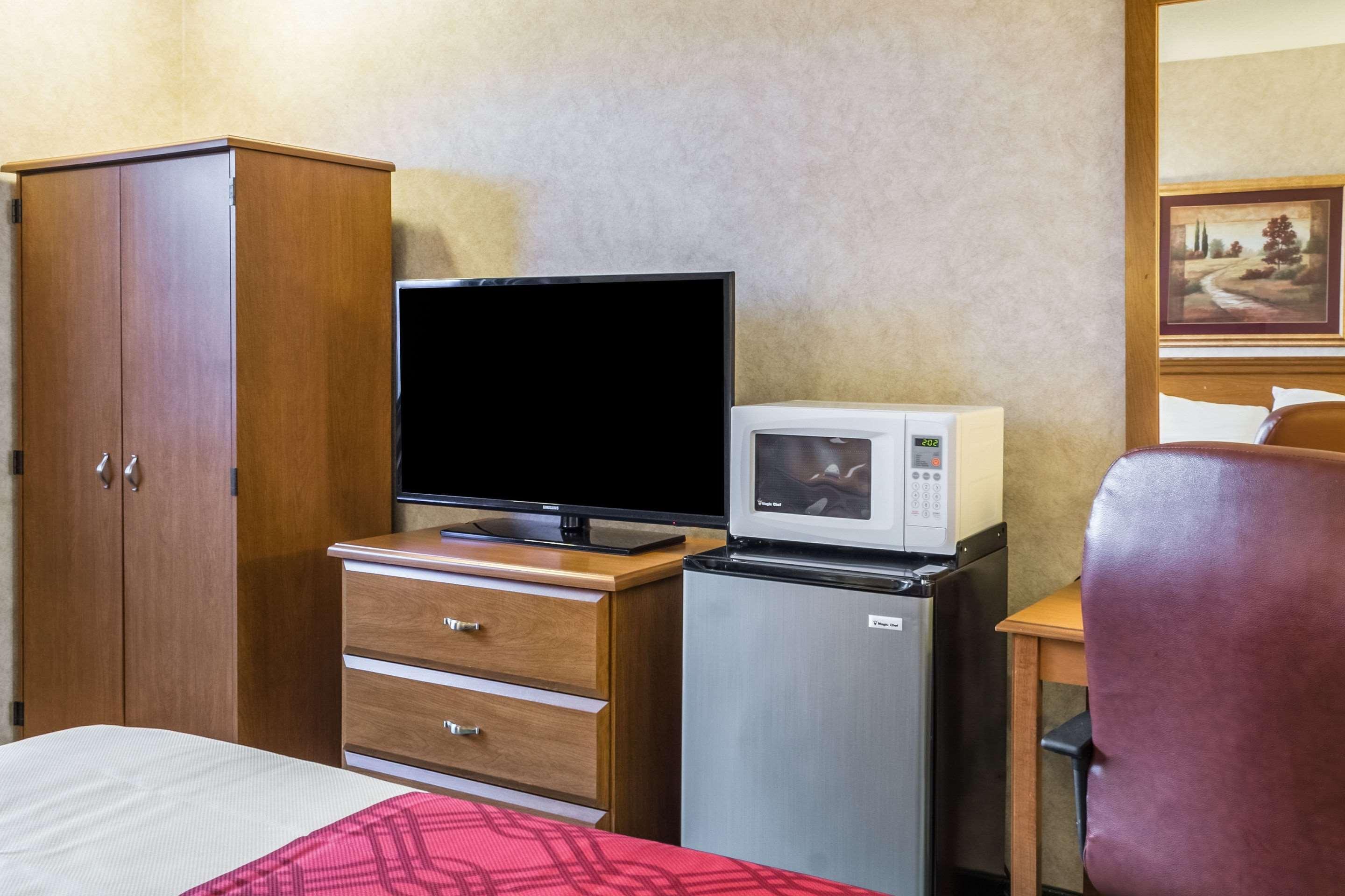 Econo Lodge North Sioux Falls Buitenkant foto