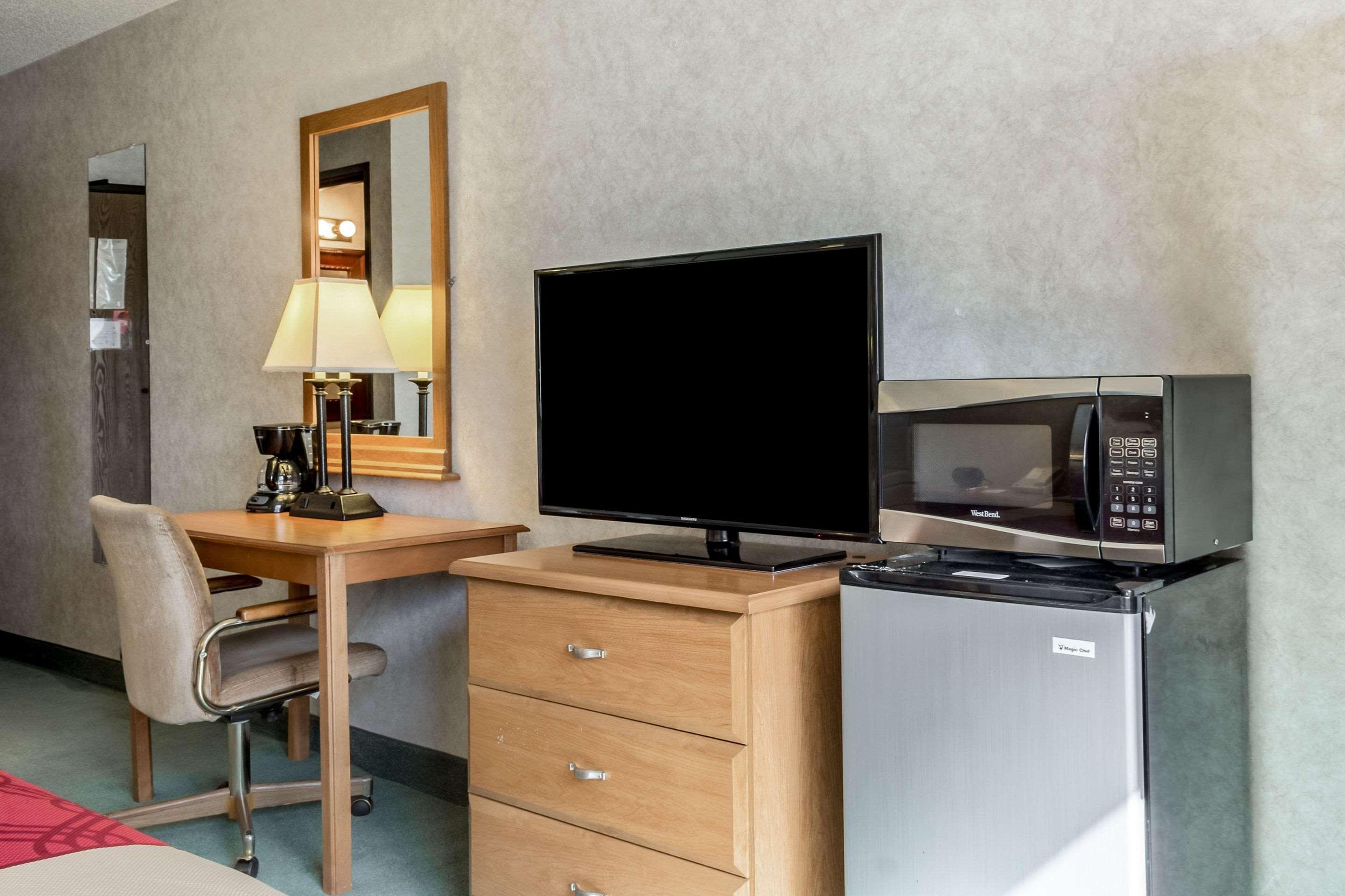 Econo Lodge North Sioux Falls Buitenkant foto