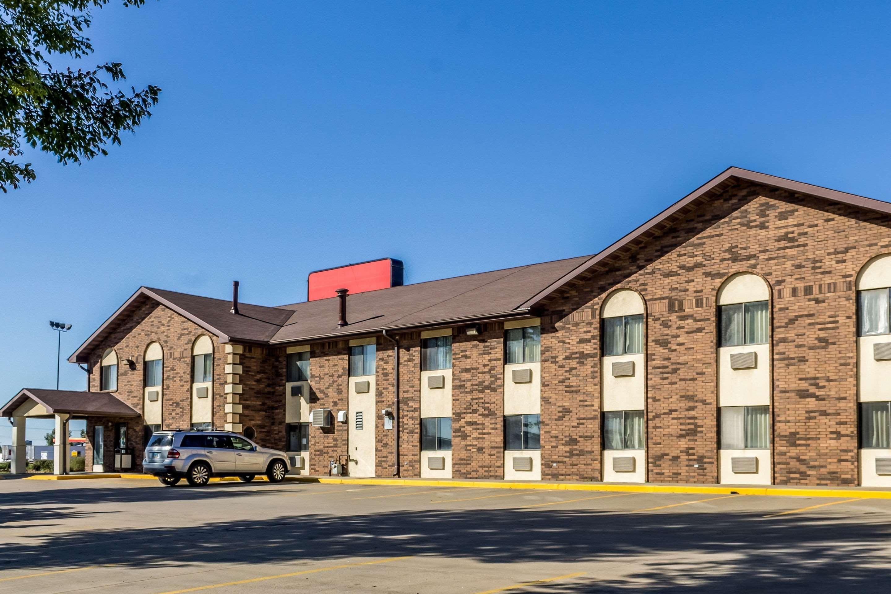 Econo Lodge North Sioux Falls Buitenkant foto