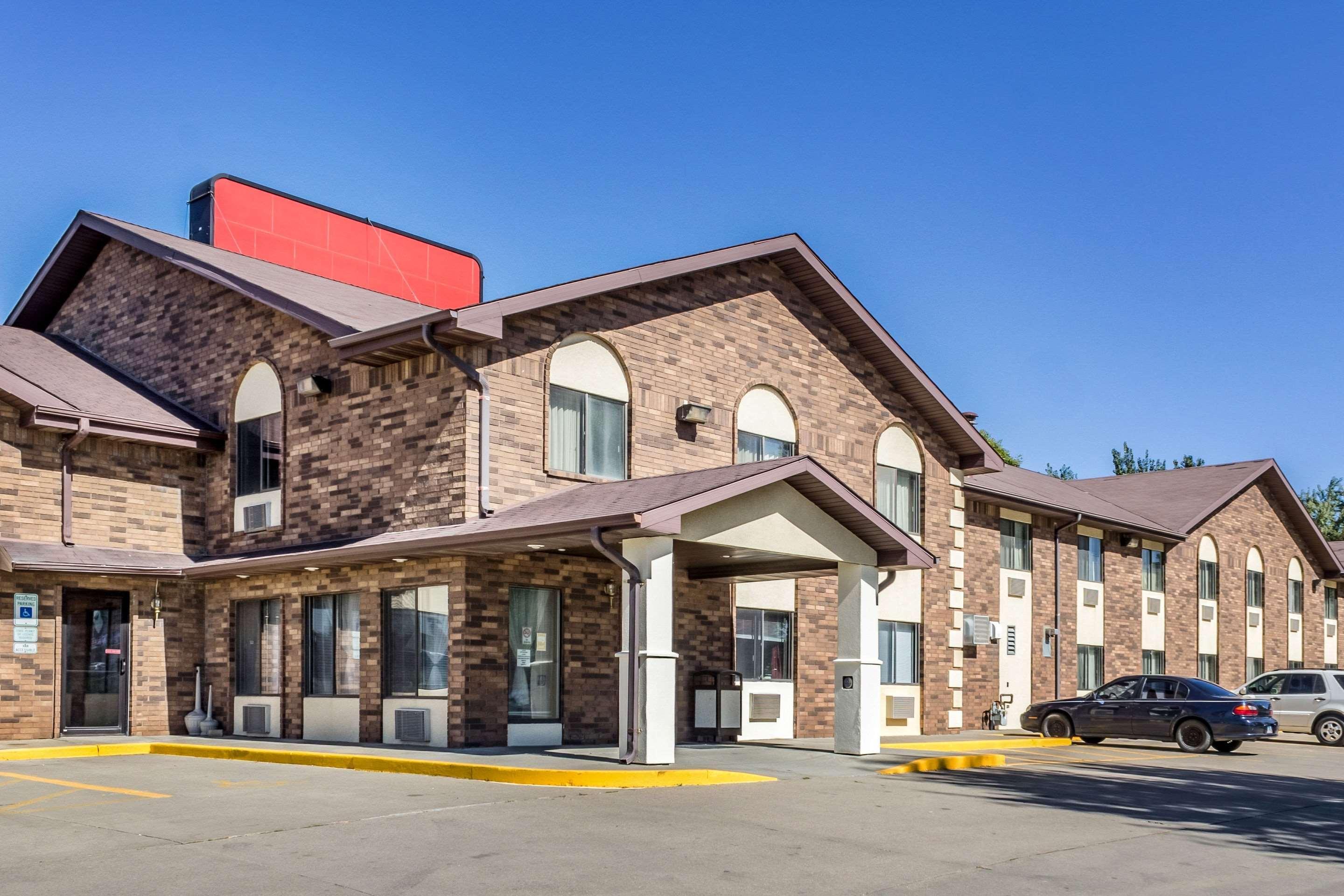 Econo Lodge North Sioux Falls Buitenkant foto