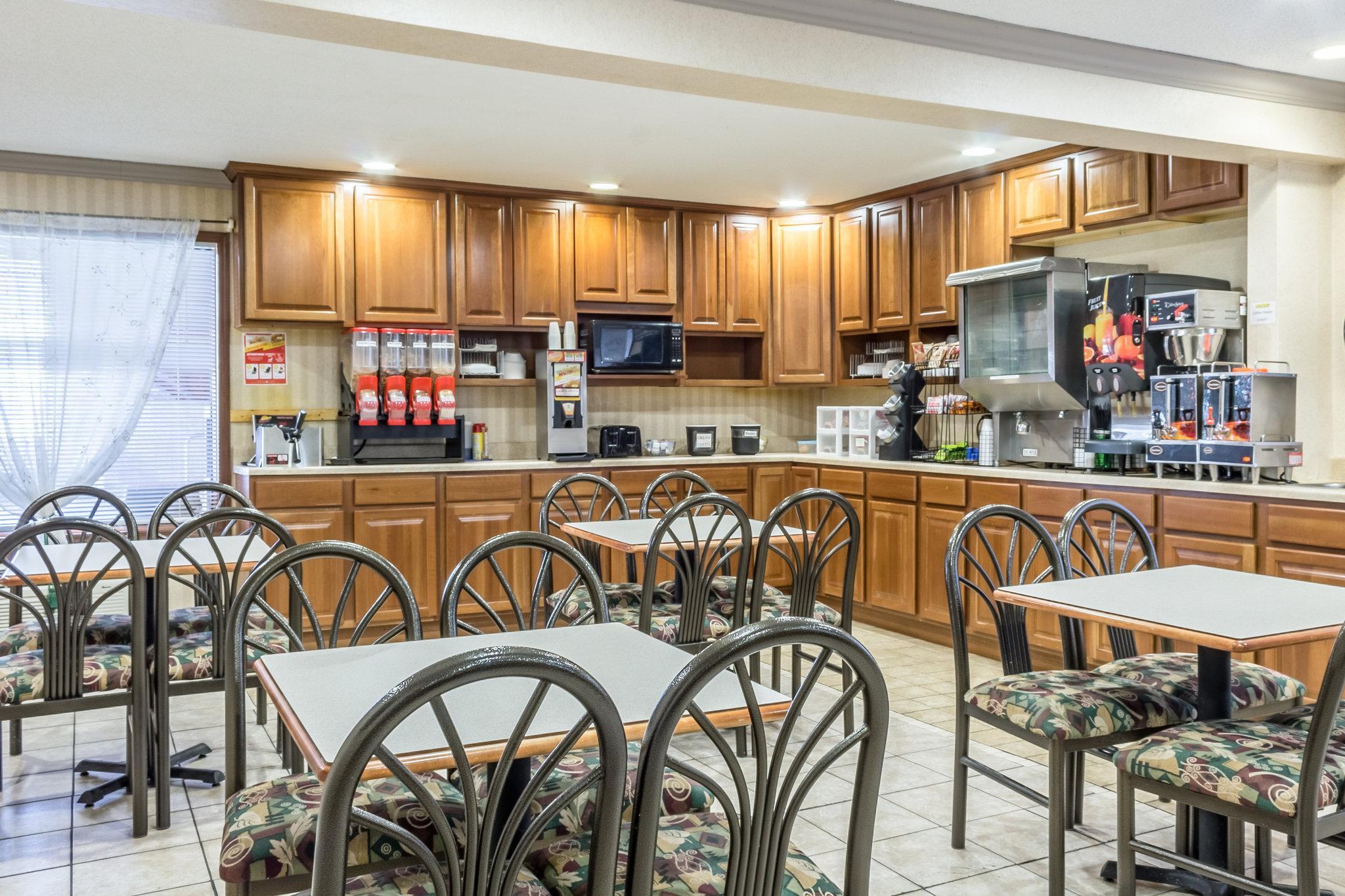 Econo Lodge North Sioux Falls Buitenkant foto